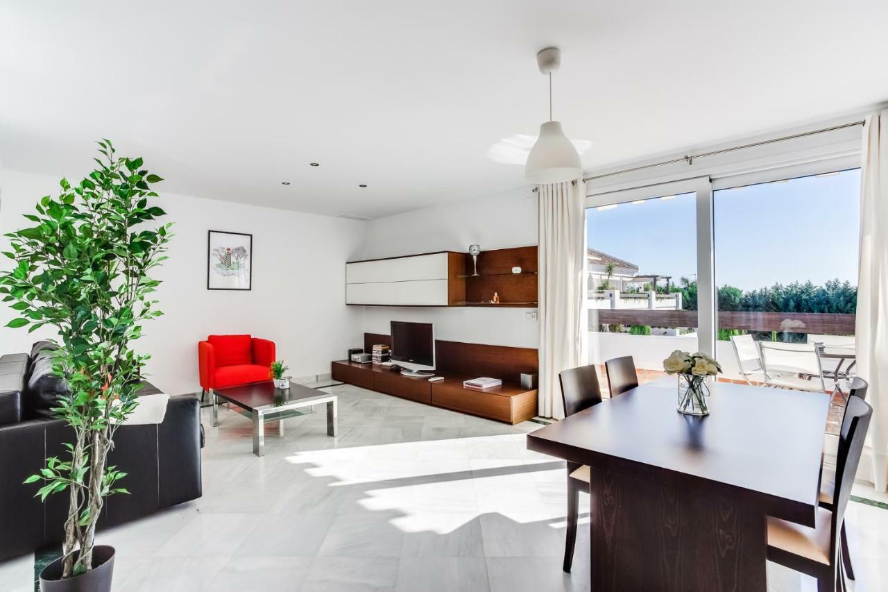 Kennedy Towers - Aloha Mirasierra Apartment